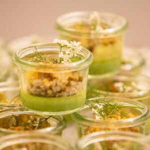 Albbuchweizen Salat Auf Kraeuter – Creme Mit Rosmarin – Crumble